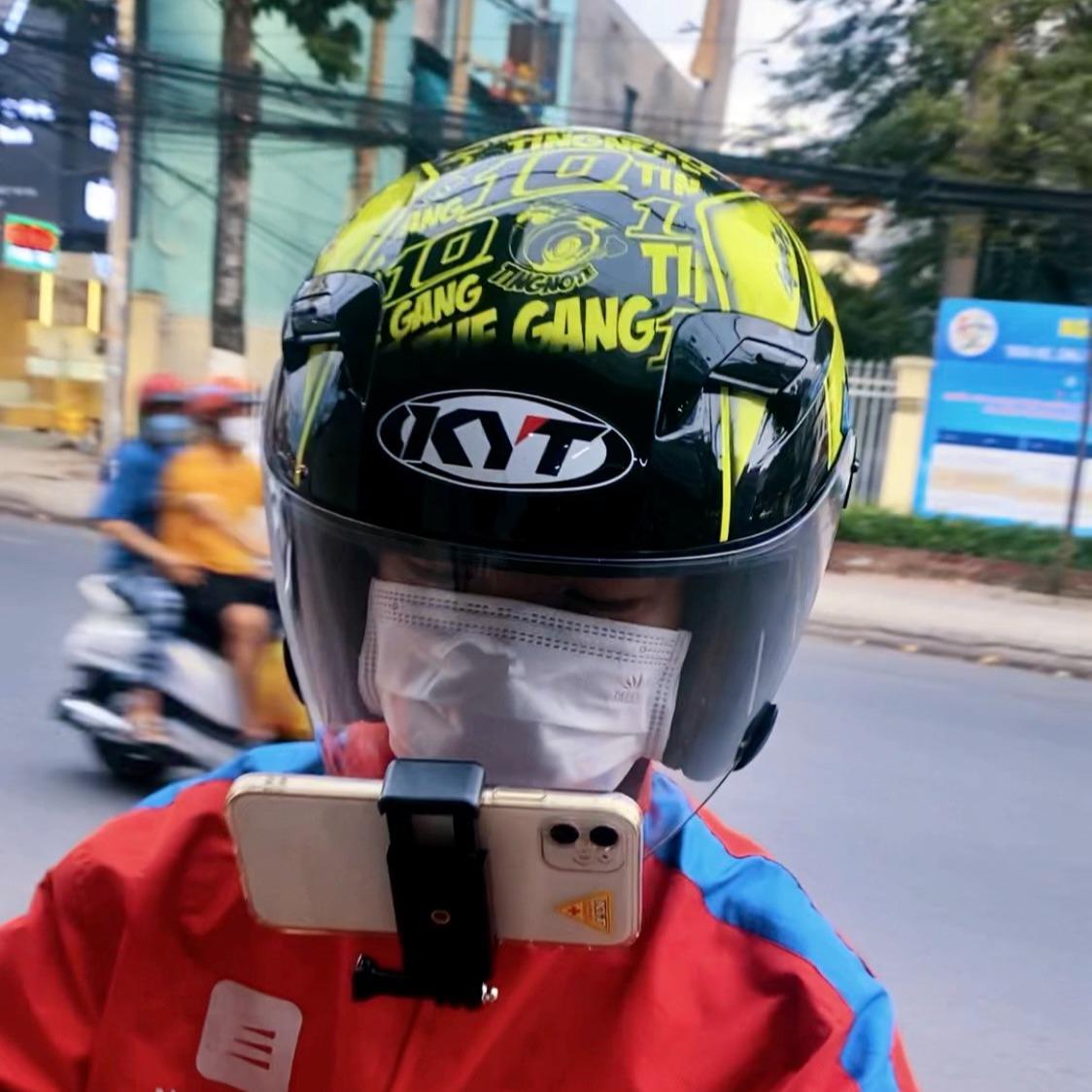 Phụ kiện gắn camera điện thoại lại nón bảo hiểm - Ảnh 4